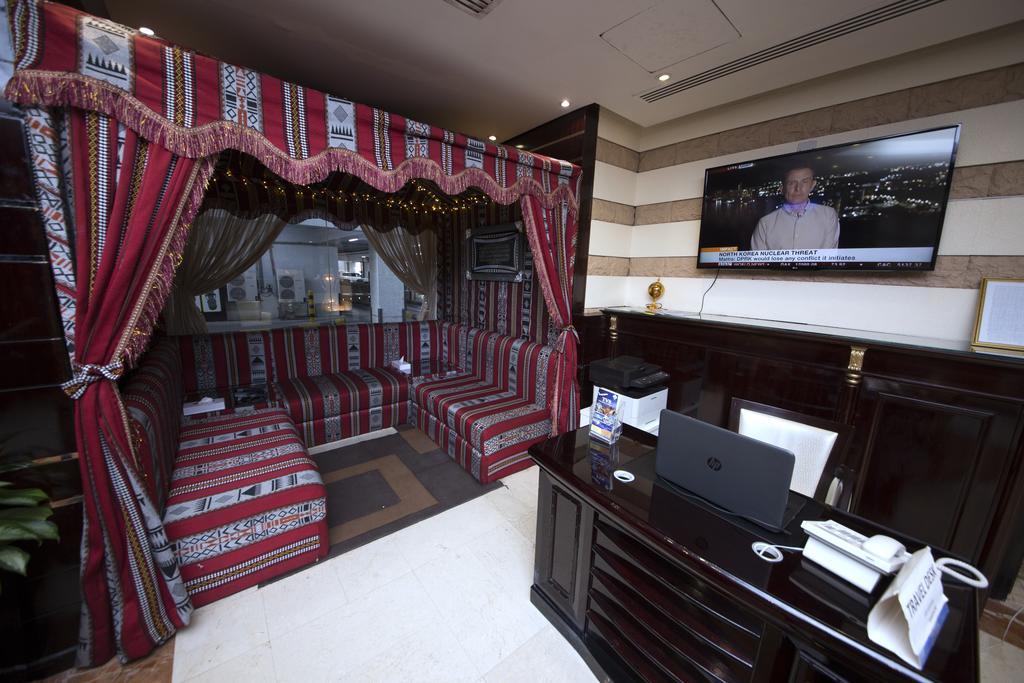 होटल Al Khaleej Grand 3*